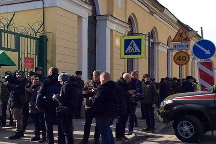 5ca3565995a597e34e8b45be