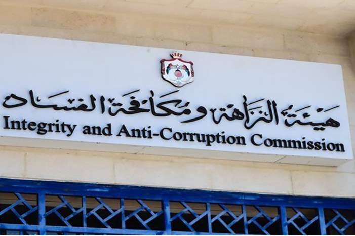 63689204792327083440