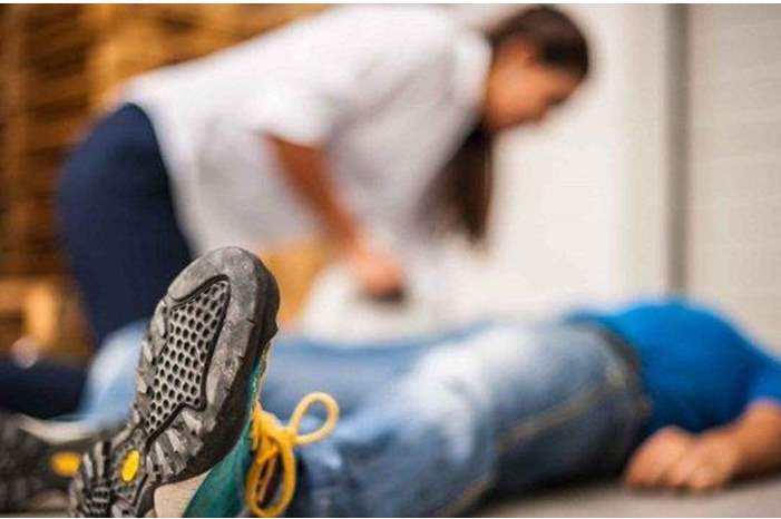 main_image5bd16b28ba1d1