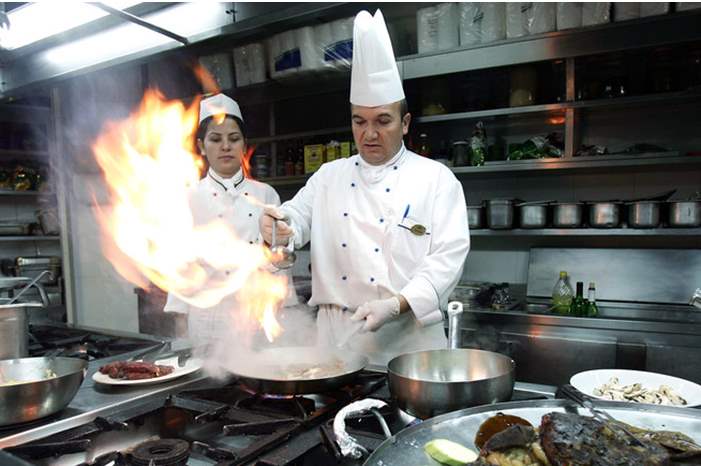 5cc483dbd43750297e8b45ab