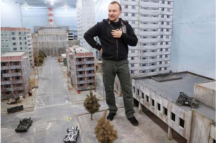 a43bda42-1bcb-40fc-ad47-a1bb75cb59a7