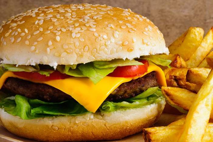 وجبات-سريعة-1300x600