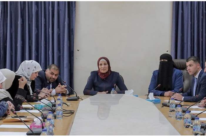 02c5ccab1efce2230c9e3d772c90ec7a