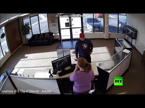 بالفيديو .. شاهد اللص الفاشل الأسوأ حظا في العالم!