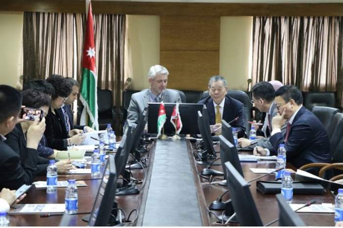 2fddd44bc2f53d737abd5576ddac4297