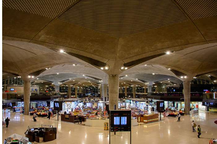 main_image5ad89dc2ea9a3