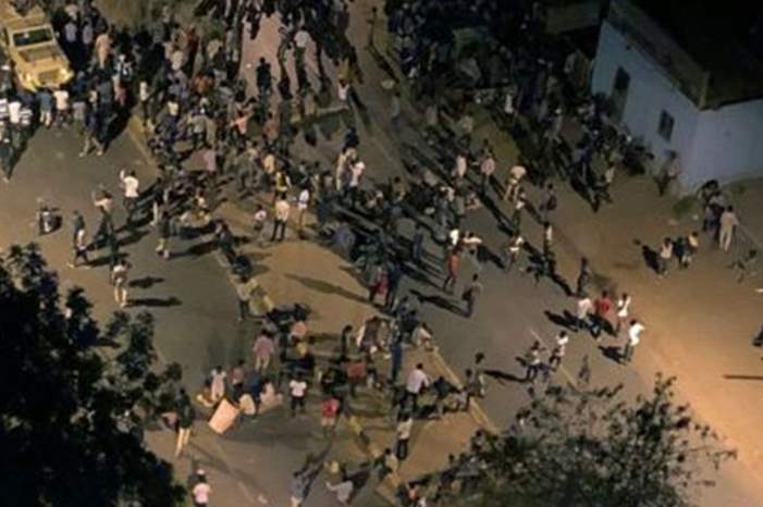 _106946480_hi053935803