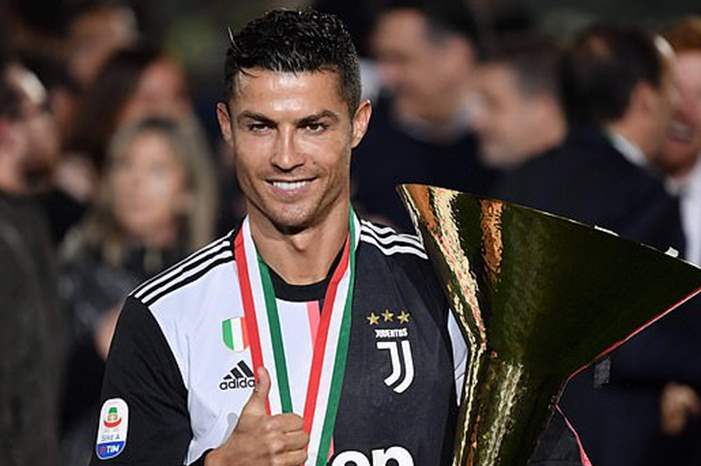 13709346-7048747-image-a-80_1558338897240