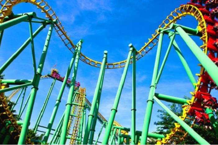 133-055827-china-theme-park-5g_700x400