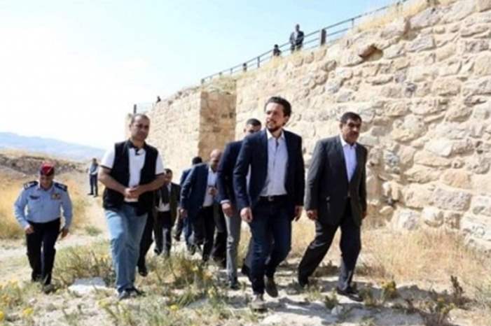 233812_11_1558558110