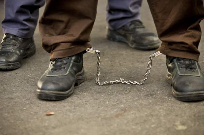 c1af34f68d9427bfbf45a9b0d58fbbd2