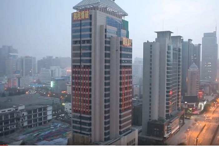 5ce5606a95a59717078b4626