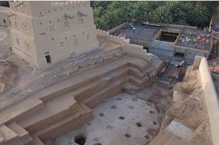 5cee999995a597bb288b4621 (1)