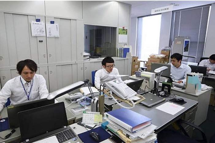 5cd155f7d43750856f8b45ae