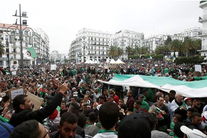 5cd3088f95a597f67c8b4600