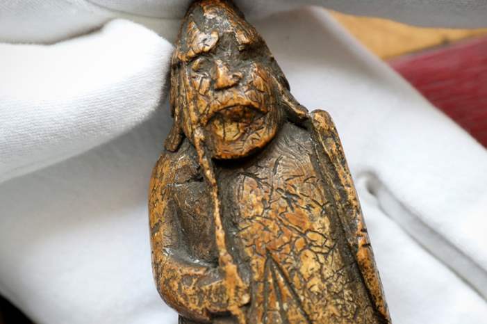 76bd27c021c34393a5ce2e01fcba358f_18