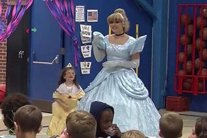 190531134006-02-deaf-student-princess-super-169-840x540