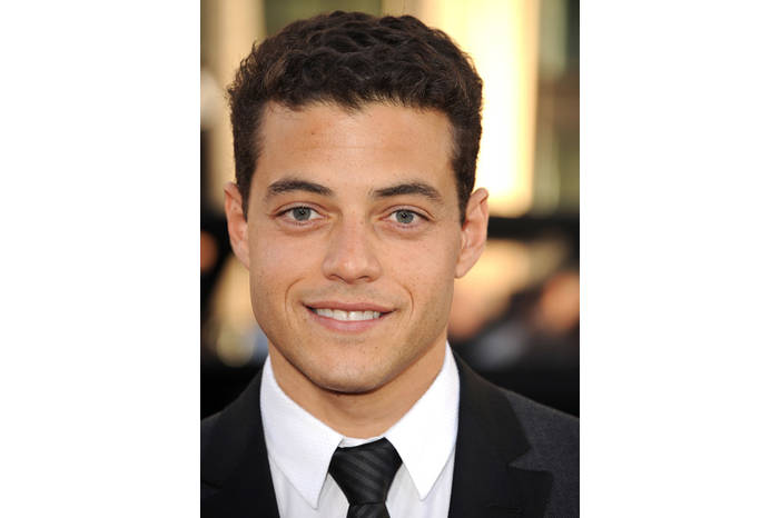 من هو العربي رامي مالك الذي فاز بجائزة ايمي ؟