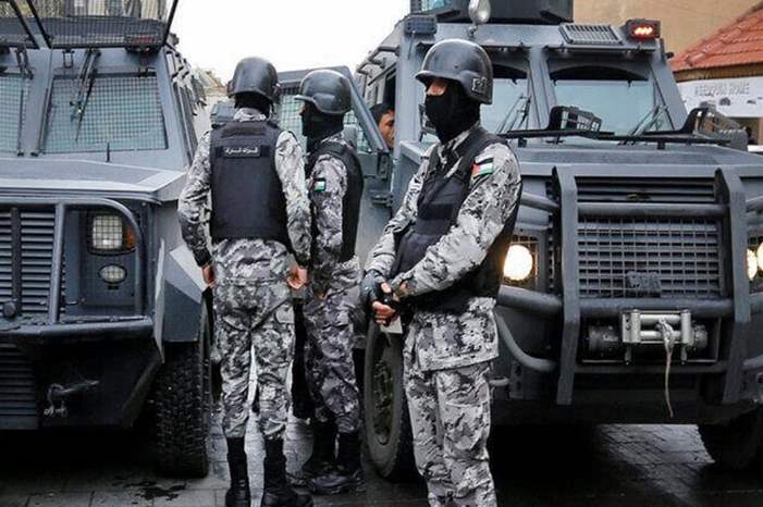 c6767c54f6676dcbba1a4dc34fa53b6b