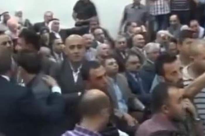 main_image5ba200abaf2f4