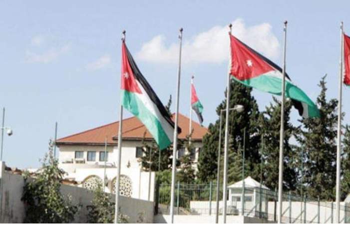 ae8de8c642c892a60edf43710ac04703