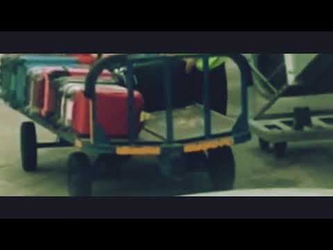 بالفيديو .. القبض على عامل أمتعة يسرق حقيبة في المطار .. &quot;تفاصيل&quot;