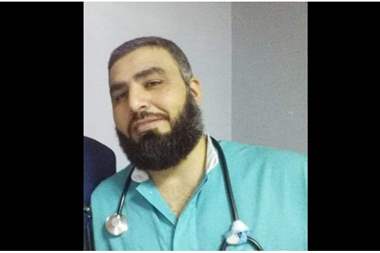 فاجعة تضرب الوسط الطبي الاردني وفاة الطبيب محمد رمضان الوكيل الاخباري