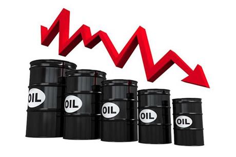 أسعار النفط تتراجع وتتجه لتسجيل خسائر أسبوعية