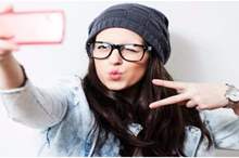 سيلفي-عيوب-البشرة..-تحد-جديد-يشعل-إنستقرام-1300x600