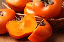 cut-persimmons