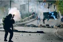 between-Palestine-Arab-003