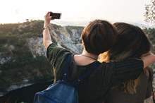 5bb5f4e5d437508d0b8b45a8