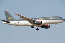 Royal_Wings_Airbus_A320_Nussbaumer