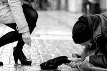 في-شهرين-ونصف-فقط..-تظاهر-بالتسول-فنجح-في-امتلاك-شقة-1300x600