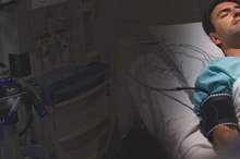 حرمت-نفسها-من-الطعام-لإنقاذ-ابنها-بعد-غيبوبة-12-عاما-1300x600