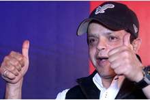 محمد-هنيدي-يشجع-هذا-الفنان-على-العودة-للمسرح-1300x600