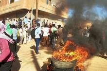 2019-01-22T205750Z_1740231020_RC1E5FDBFA40_RTRMADP_3_SUDAN-PROTESTS-750x430