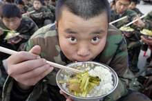 000_hkg2006011893325_0