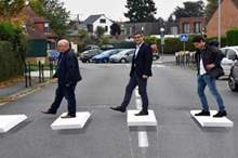 133-024025-eyes-visual-tricks-2018_700x400