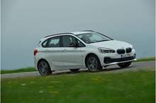 P90305182_highRes_the-new-bmw-225xe-ip