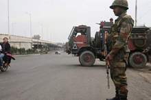 2019-02-17T130342Z_602147200_RC1B49F9E910_RTRMADP_3_INDIA-KASHMIR-750x430