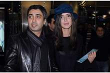 resized_7c630-472d947420121213aw000947_01