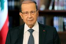 2017-11-27T125010Z_1_LYNXMPEDAQ0XF_RTROPTP_3_LEBANON-PRESIDENT-HARIRI-HA3