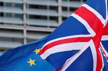 2019-02-07T091611Z_705014795_RC1336914330_RTRMADP_3_BRITAIN-EU-MAY-JUNCKER-750x430