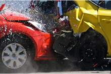 fda19cb6-196b-4b07-be3b-186ac821a764-large16x9_CARCRASH