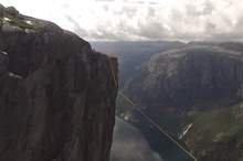 5cab5105d4375064488b4570