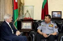 b9b73440ece261fd0ca814450c8edd40