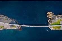 5cd2f931d43750e34f8b461b