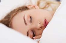 78-114501-0315-makeup-you-can-sleep-in-700x400_700x400