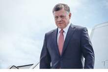 His Majesty King Abdullah II off boarding a plane - %28Source%29